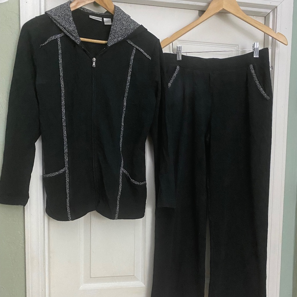 Zenergy Yoga Pants & Jacket w/ Hood ~ size 1 ~ Chico's